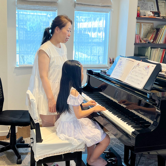 Kamachiピアノ教室&リトミック教室(天理市)レッスン案内